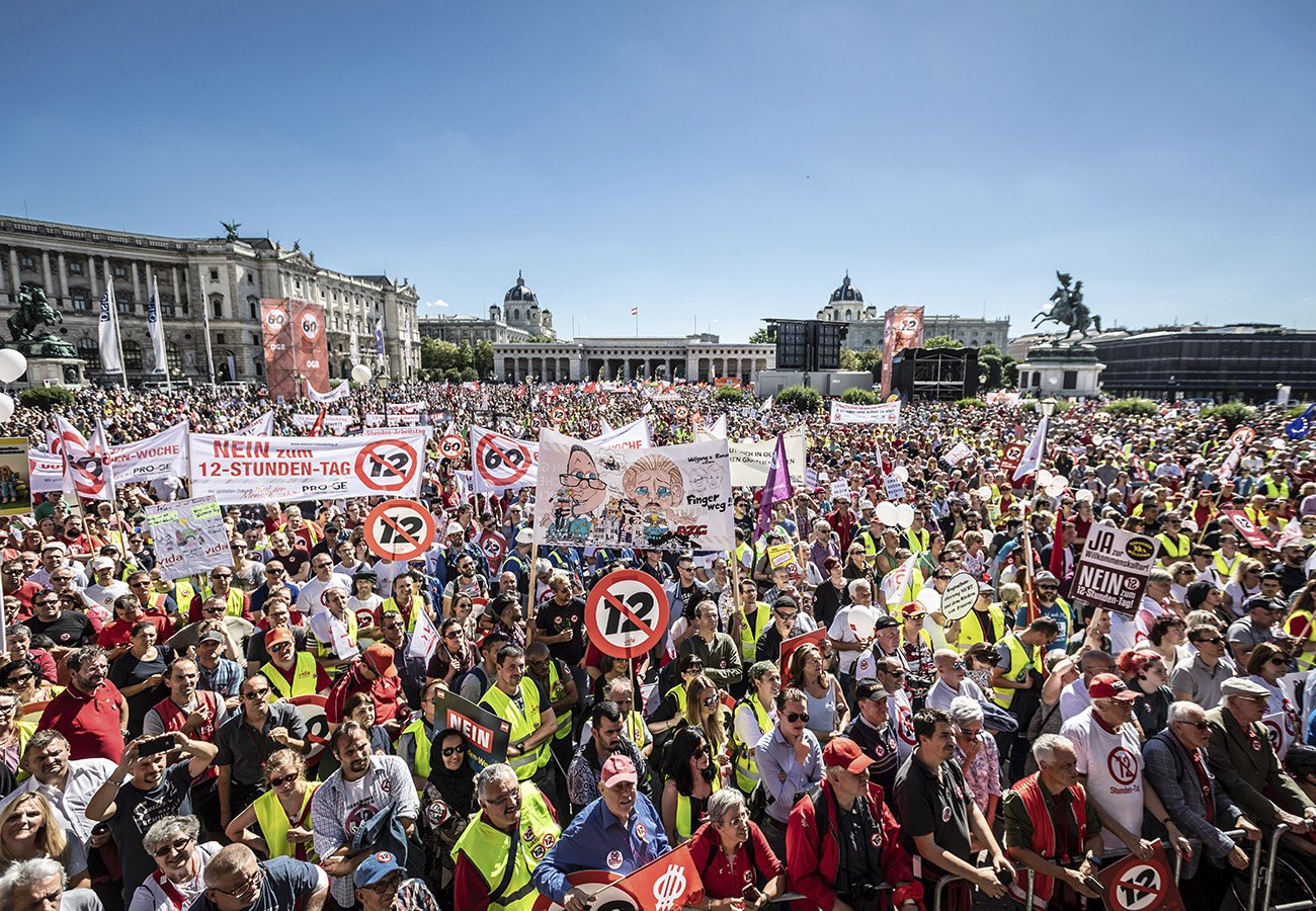 Am 30. Juni 2018 setzen 100.000 Menschen ein deutliches Zeichen gegen die Einführung des 12-Stunden- Tags und der 60-Stunden- Woche.