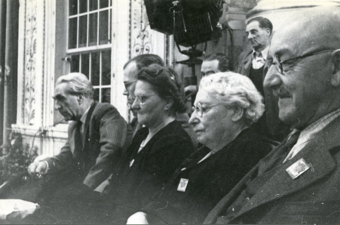Anna Boschek (2. von rechts) beim ÖGB-Bundeskongress im Mai 1948 