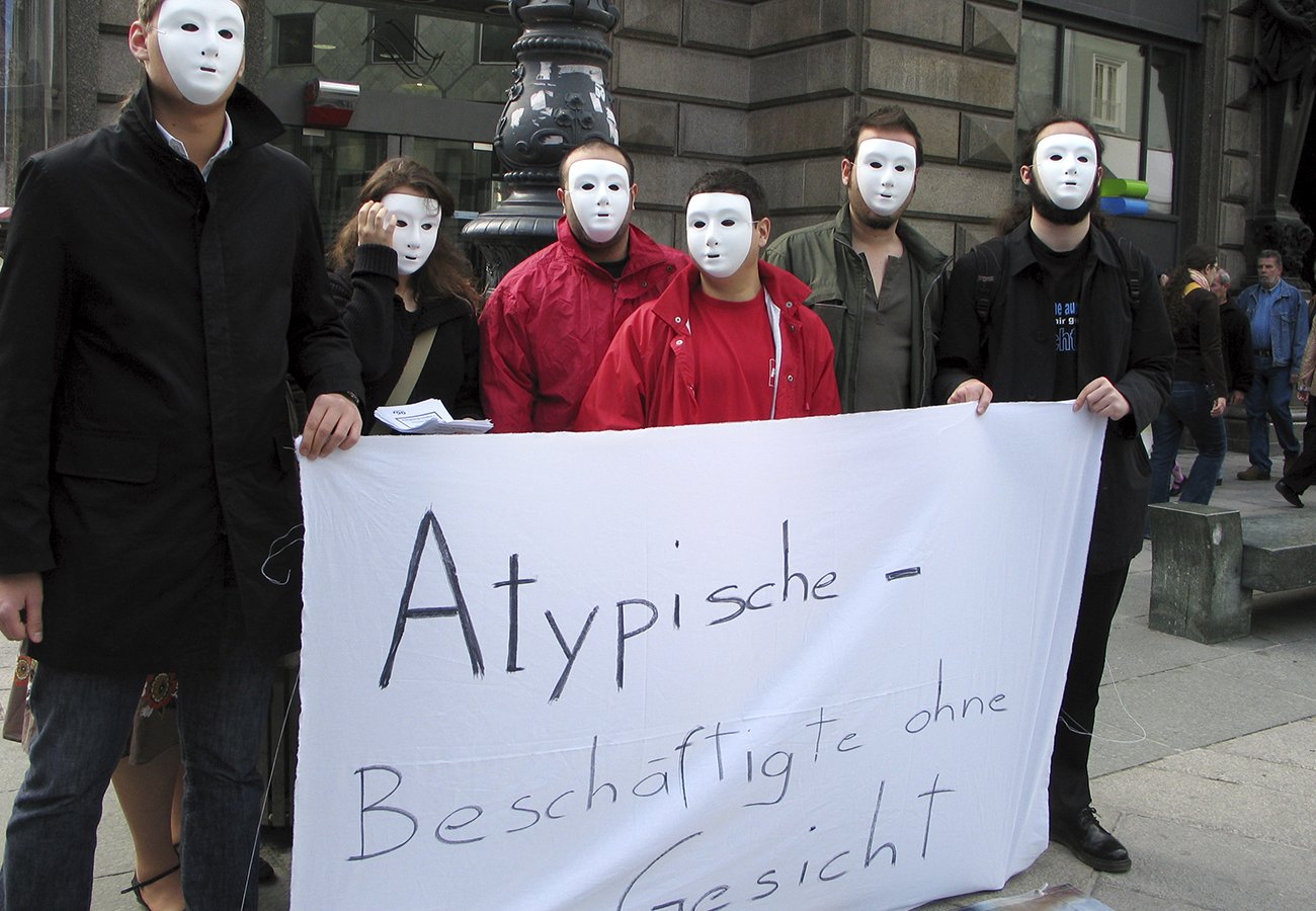 Demonstration der ÖGJ für eine bessere rechtliche Absicherung von atypisch Beschäftigten (2007).