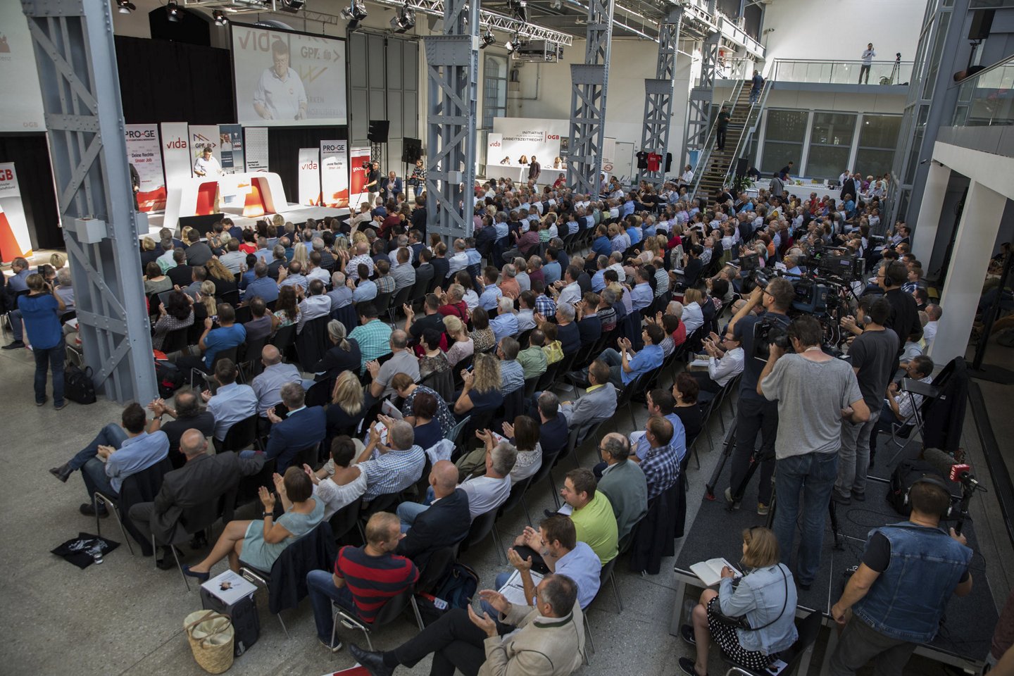 Der ÖGB lud mit den Gewerkschaften zur großen KV-Verhandler:innen-Konferenz im September 2018. ein.