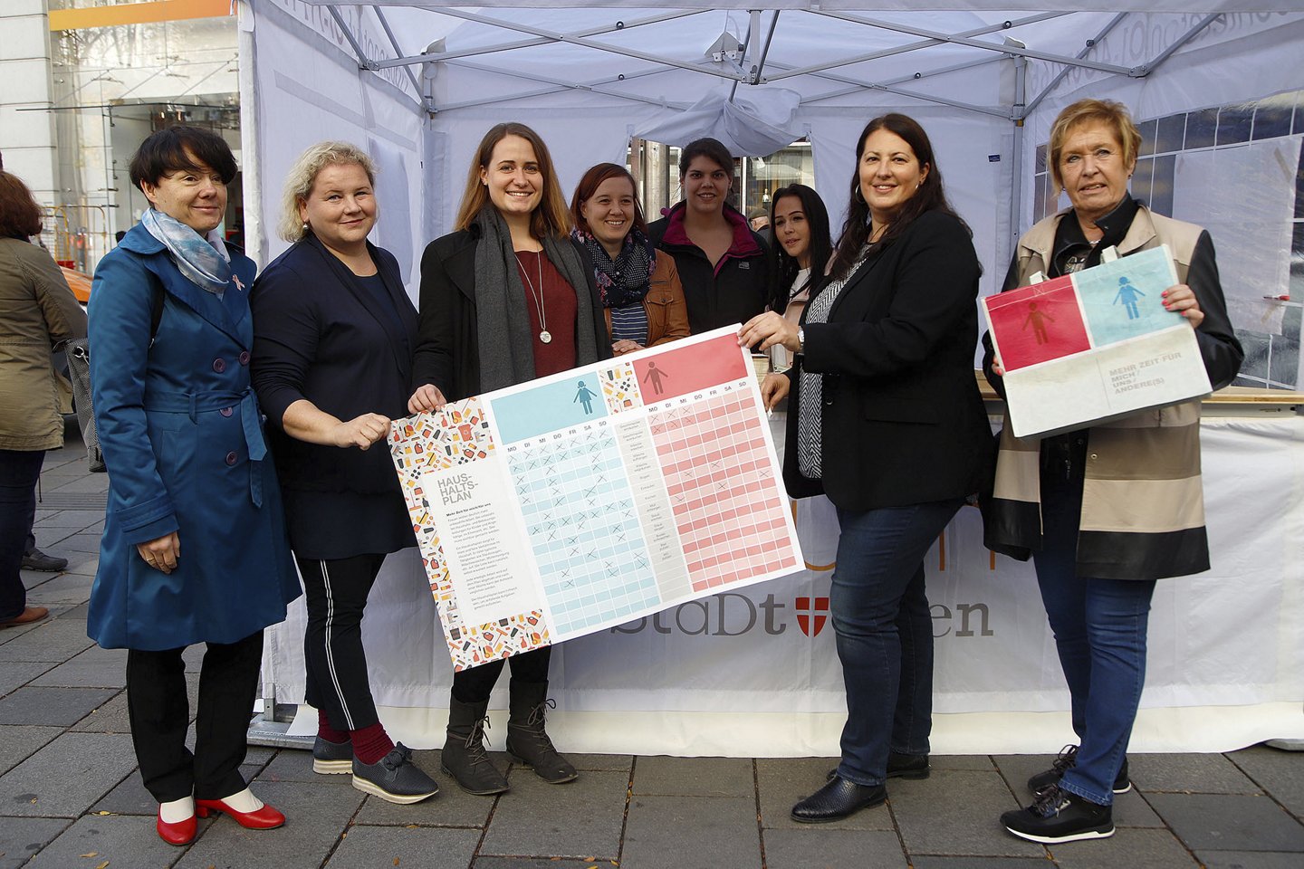 Verteilaktion der ÖGB-Frauen anlässlich des Equal Pay Days 2019