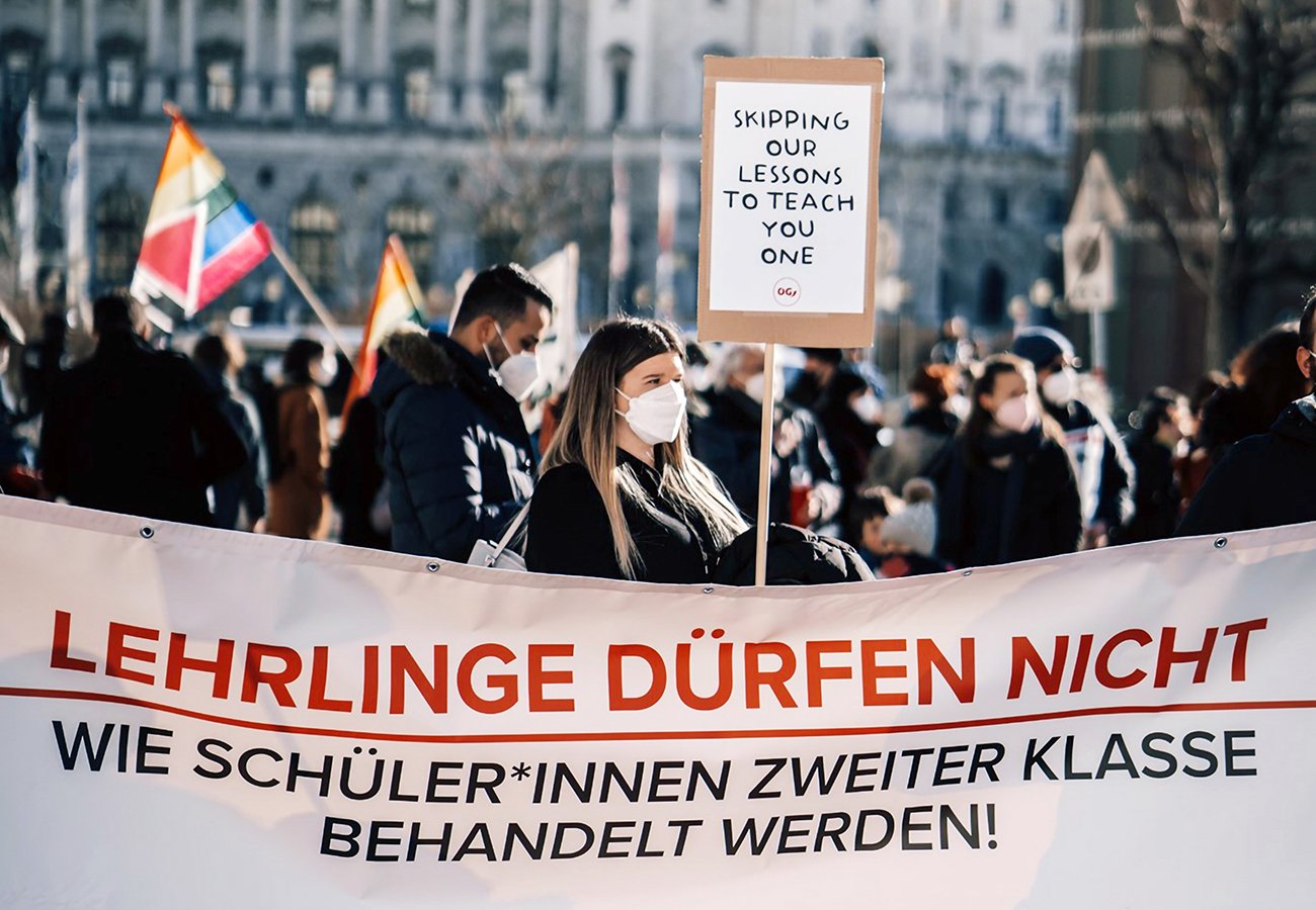 Demonstration der ÖGJ »Aufstehen für Bildung« im Jahr 2021.