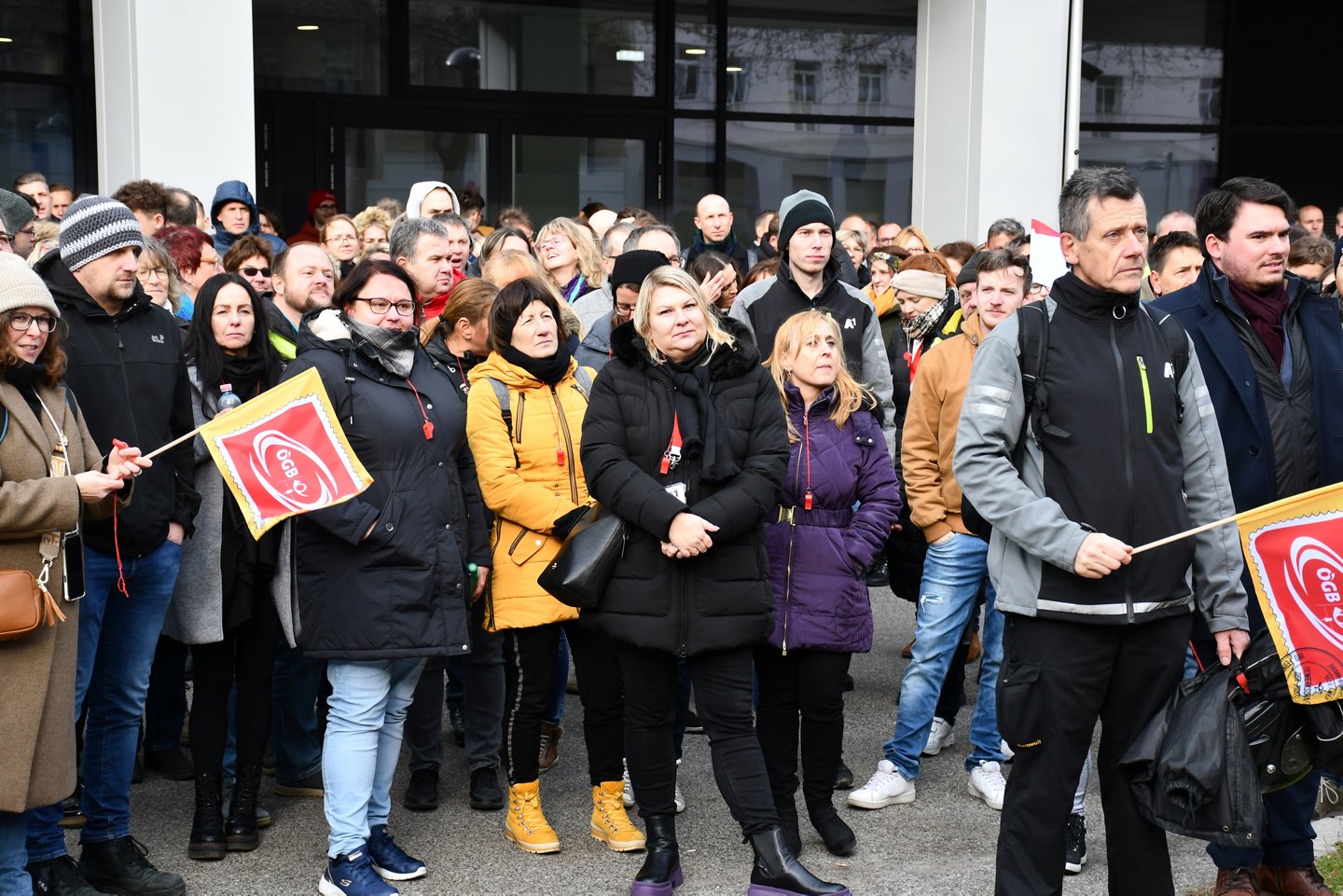 Am 29. November 2022 unterstrich die Belegschaft der A1 Telekom Austria mit einem einstündigen Warnstreik ihre Forderungen nach mehr Gehalt. Hier in Wien. 