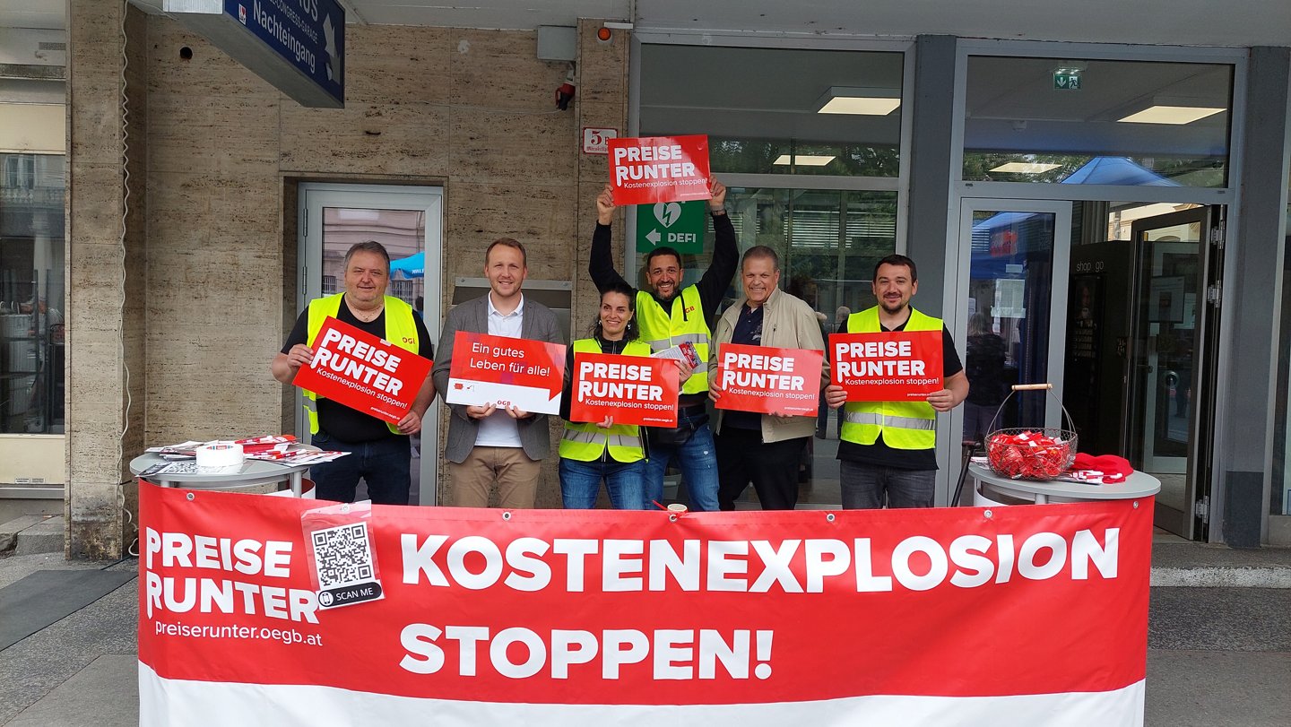 Nicht nur in der ÖGB-Aktionswoche im Mai 2023 fordern Gewerkschafter:innen einen Stopp der Kostenexplosion. Hier in Salzburg