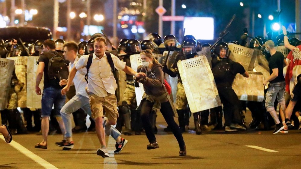 ÖGB solidarisiert sich mit den Streik-Organisatoren (Credit: Sergei Grits / AP / picturedesk.com)