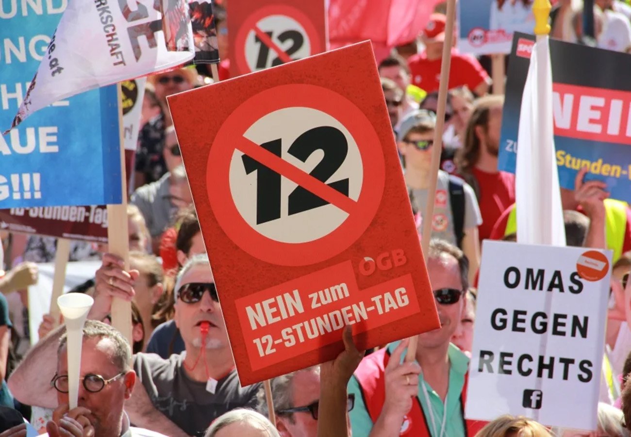 Demonstration gegen den 12-Stunden-Tag