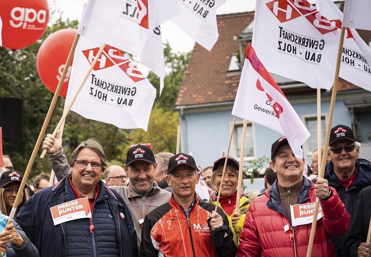 Tausende Gewerkschaftsmitglieder unterstützten 2022 und 2023 die Proteste für Maßnahmen gegen die enorme Teuerung.